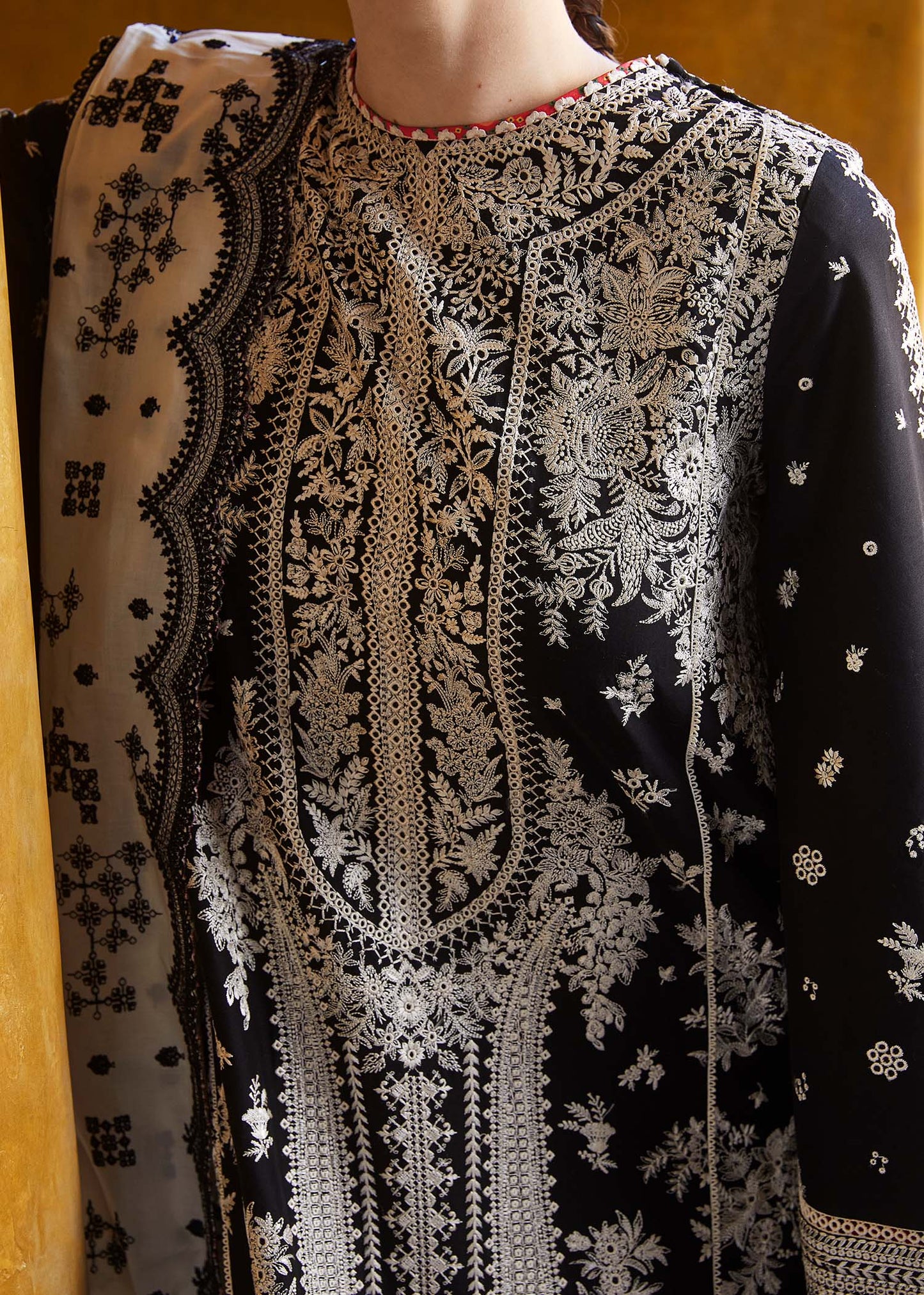 HUSSAIN REHAR - 3PC DHANAK EMBROIDERED SHIRT WITH COTTON NET EMBROIDERED DUPATTA AND TROUSER - HZG2369