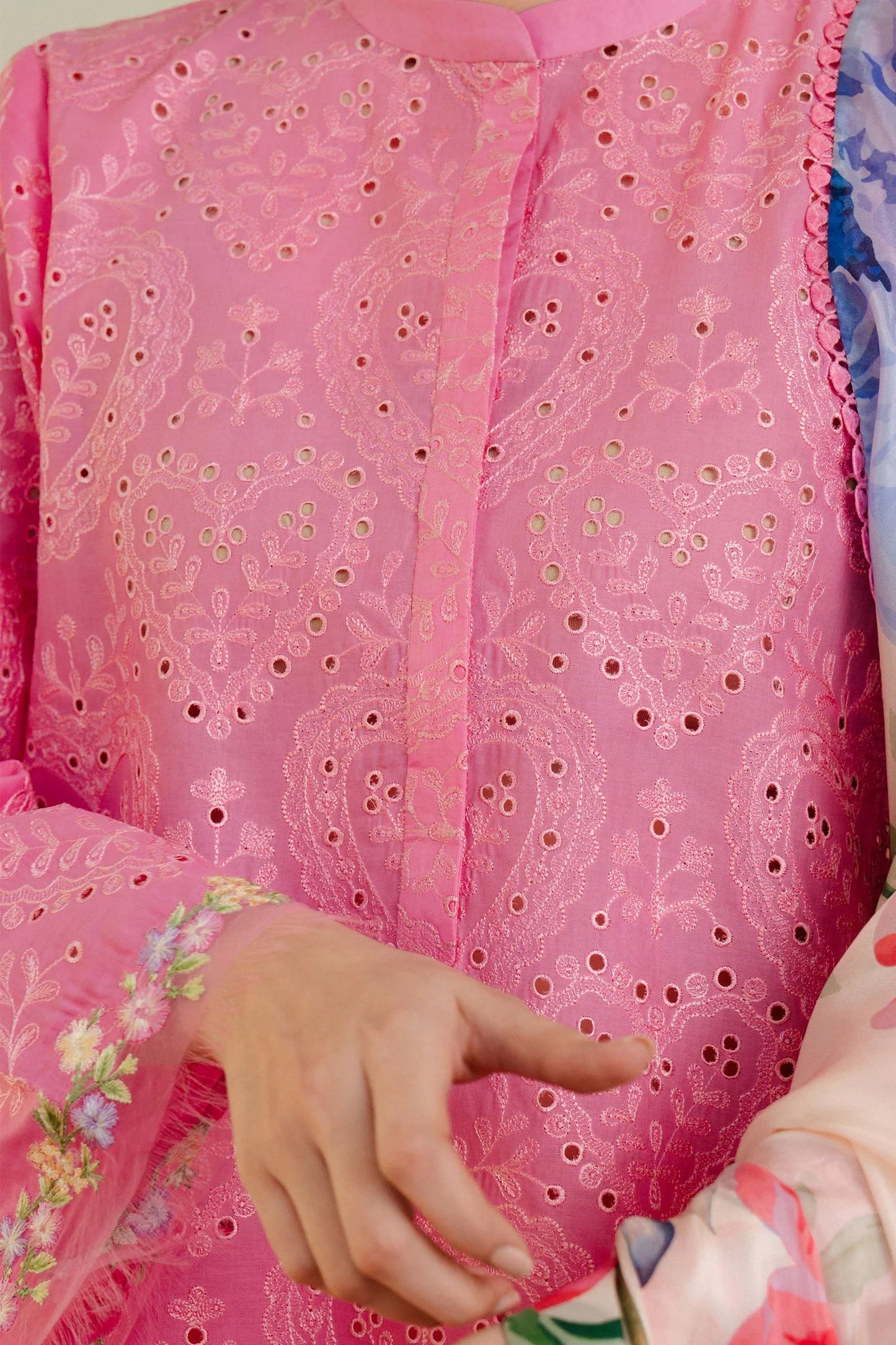 ZARA SHAH JAHAN - 3PC LAWN EMBROIDERED SHIRT WITH CHIFFON PRINTED DUPATTA AND TROUSER - HZG2251