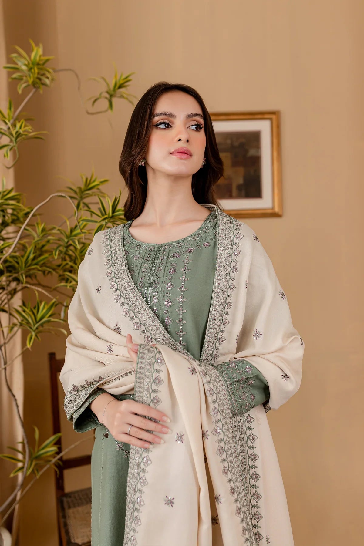 BATIK - 3PC DHANAK EMBROIDERED SHIRT WITH DHANAK EMBROIDERED SHAWL AND TROUSER - HZG1479