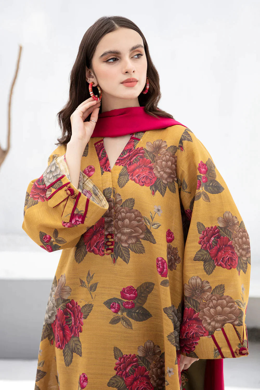 BAROQUE - 3PC KHADDAR PRINTED SHIRT WITH KHADDAR PRINTED DUPATTA AND TROUSER - HZG1422
