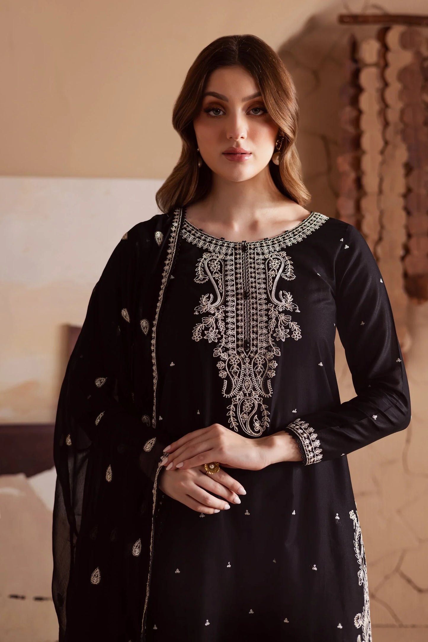BATIK - 3PC DHANAK EMBROIDERED SHIRT WITH CHIFFON EMBROIDERED DUPATTA AND TROUSER - HZG2335