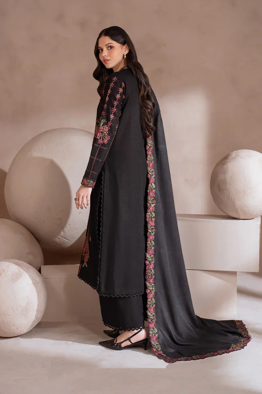 IZNIK - 3PC DHANAK EMBROIDERED SHIRT WITH CHIFFON EMBROIDERED DUPATTA AND TROUSER - HZG2041