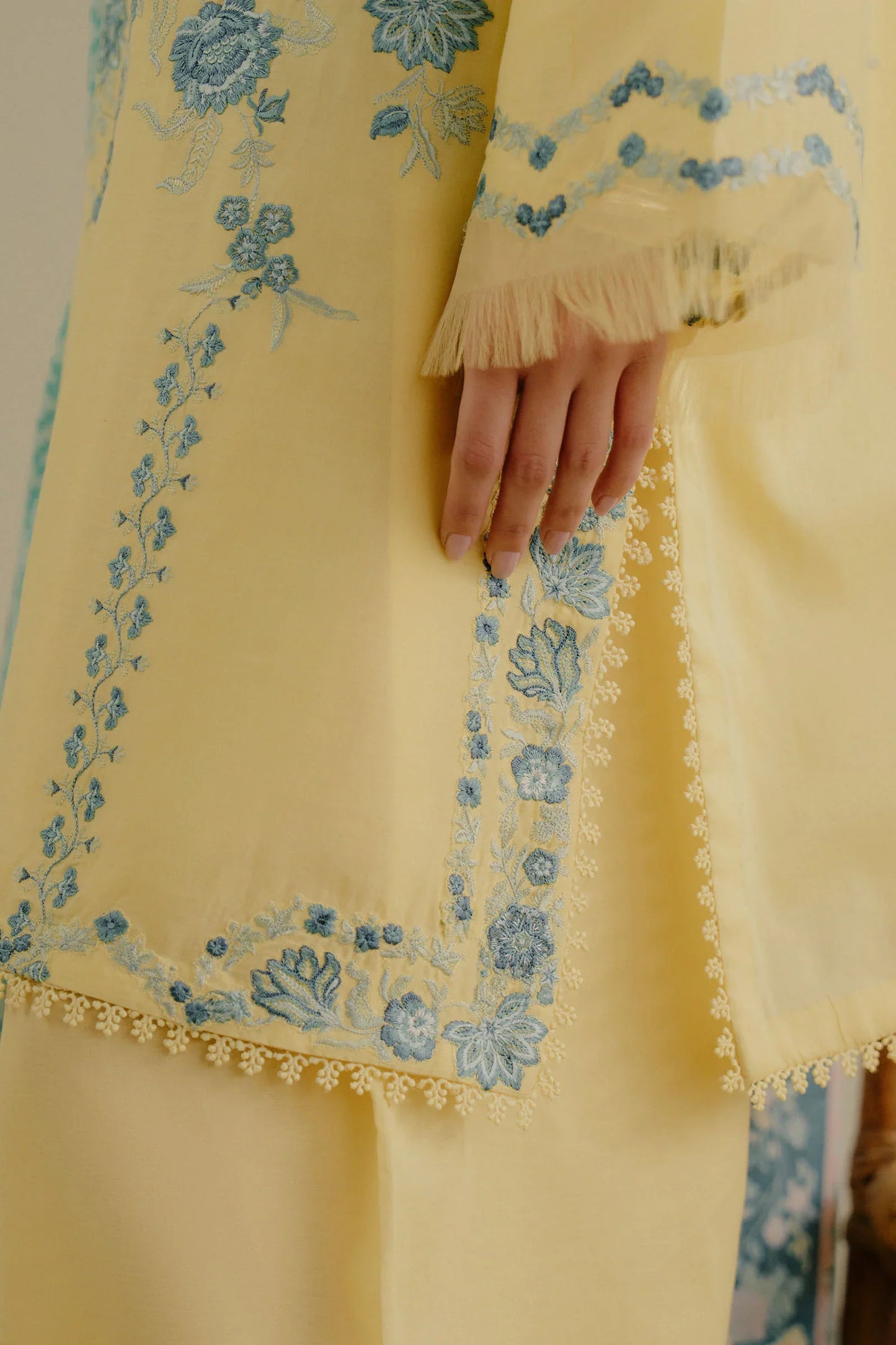 ZARA SHAH JAHAN - 3PC LAWN EMBROIDERED SHIRT WITH CHIFFON PRINTED DUPATTA AND TROUSER - HZG2293