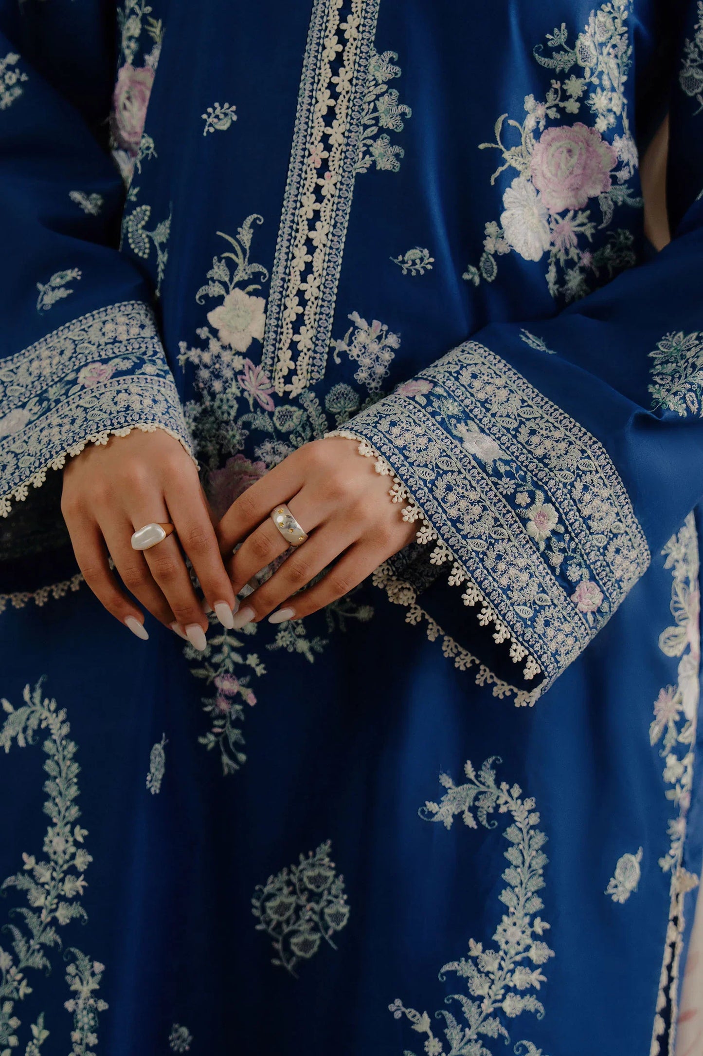 ZARA SHAH JAHAN - 3PC LAWN EMBROIDERED SHIRT WITH CHIFFON PRINTED DUPATTA AND TROUSER - HZG2267