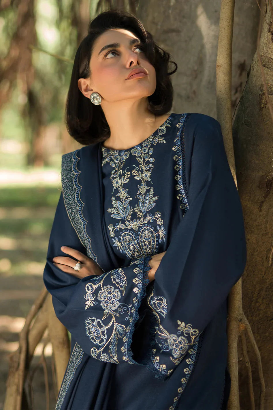 YARDS - 3PC LAWN EMBROIDERED SHIRT WITH CHIFFON EMBROIDERED DUPATTA AND TROUSER - HZG2303
