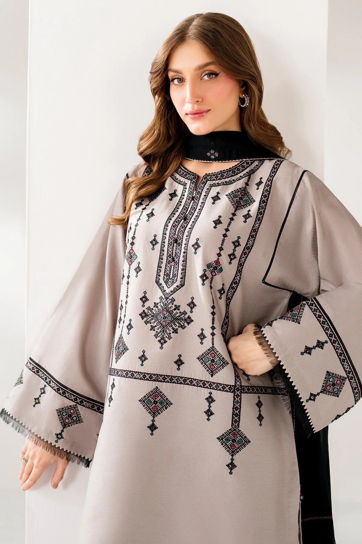 JAZMIN - 3PC DHANAK EMBROIDERED SHIRT WITH CHIFFON EMBROIDERED DUPATTA AND TROUSER - HZU2490