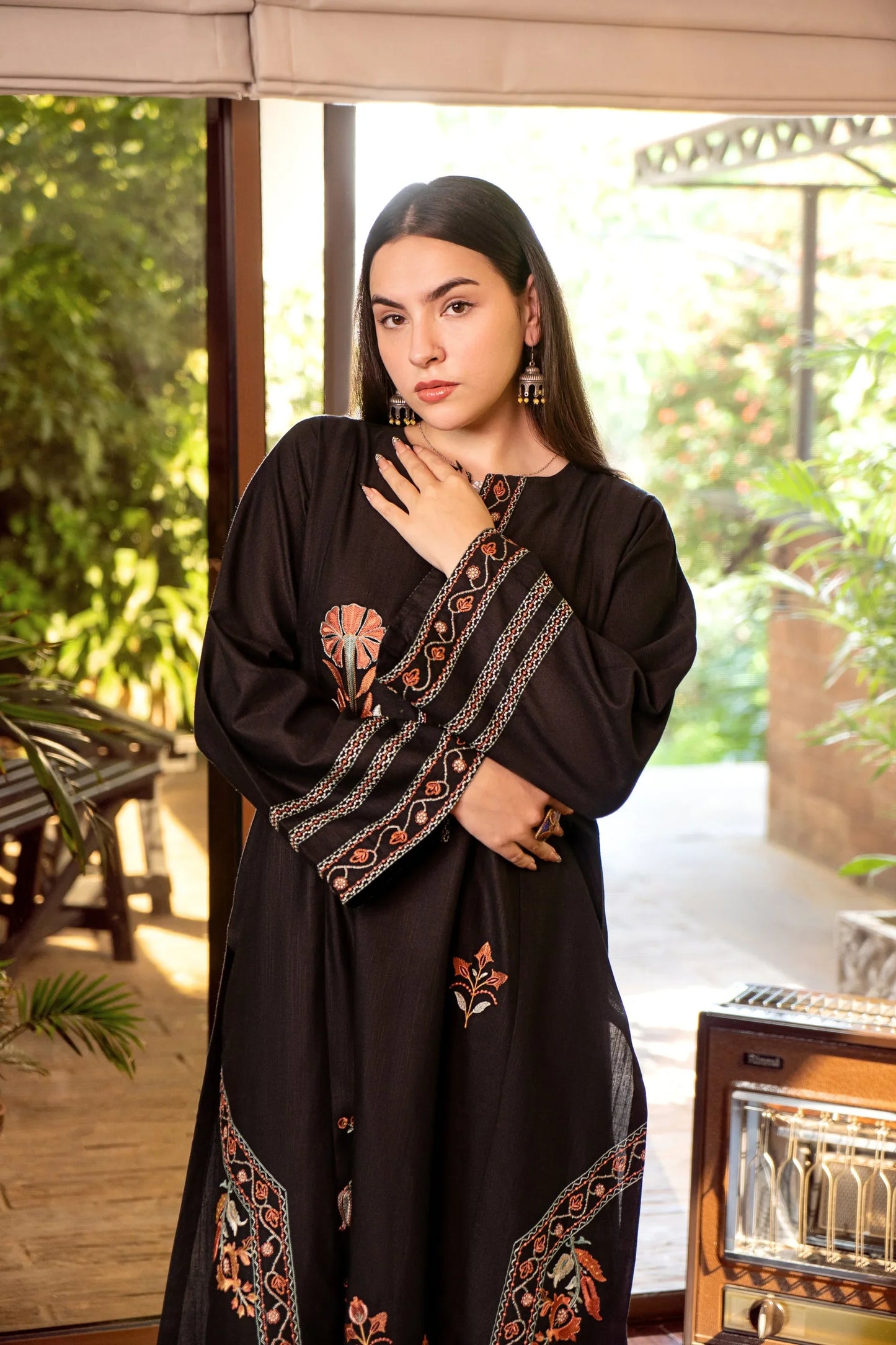 URGE - 2PC DHANAK EMBROIDERED SHIRT AND EMBROIDERED TROUSER - HZU2482