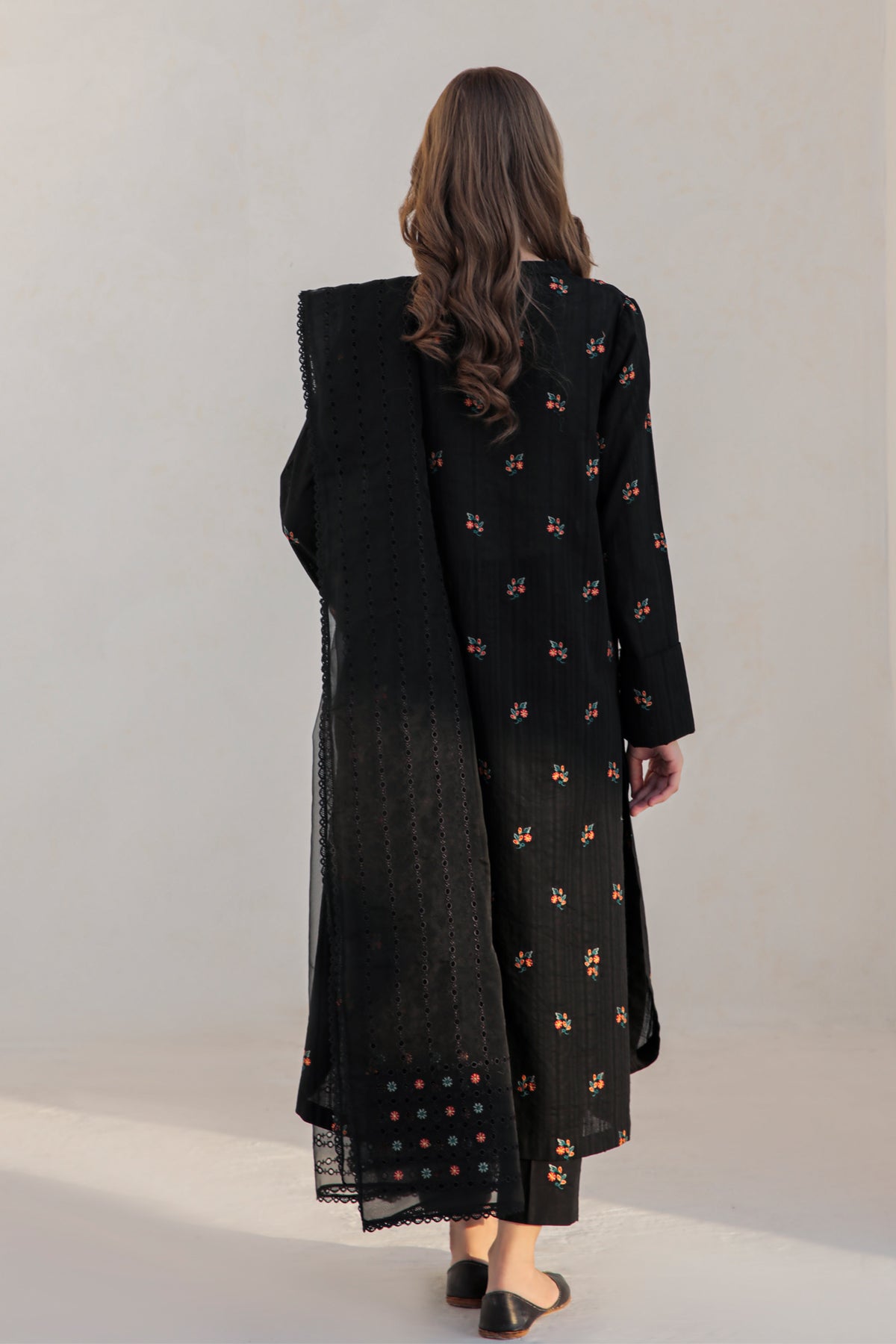 JAZMIN - 3PC DHANAK EMBROIDERED SHIRT AND ORGANZA EMBROIDERED DUPATTA WITH TROUSER - HZG2363