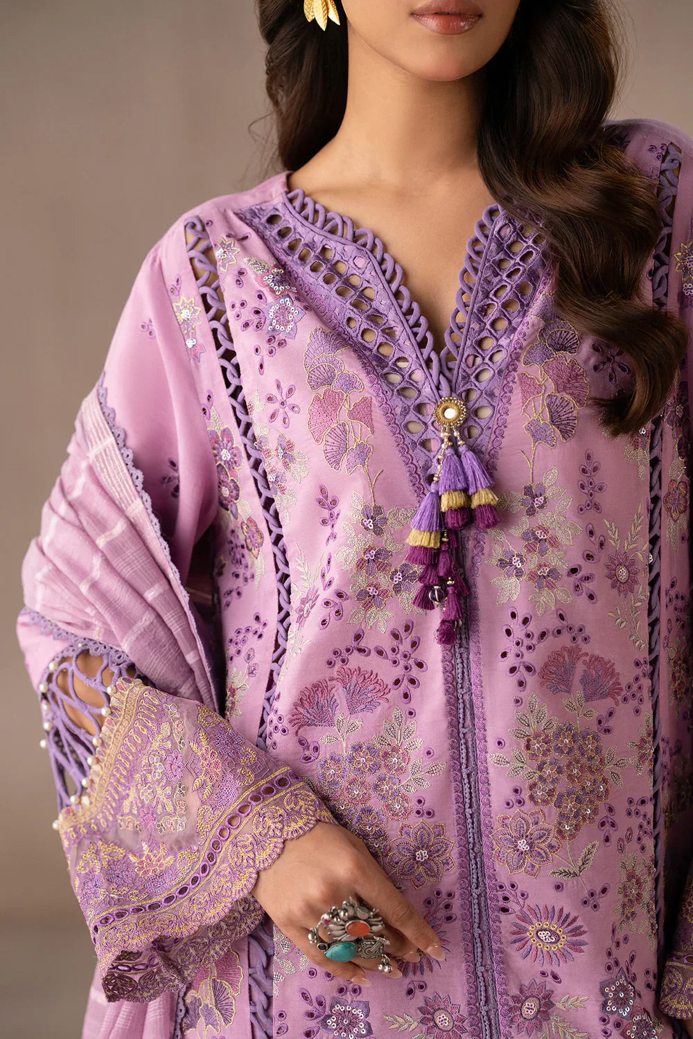 ETHNIC - 3PC LAWN EMBROIDERED SHIRT WITH MANAAR PRINTED DUPATTA AND TROUSER - HZG2216