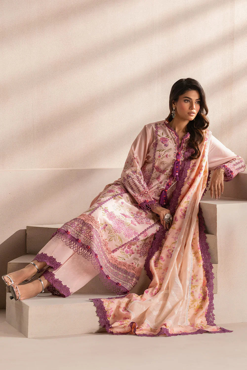 ETHNIC - 3PC LAWN EMBROIDERED SHIRT WITH MANAAR PRINTED DUPATTA AND TROUSER - HZG2211