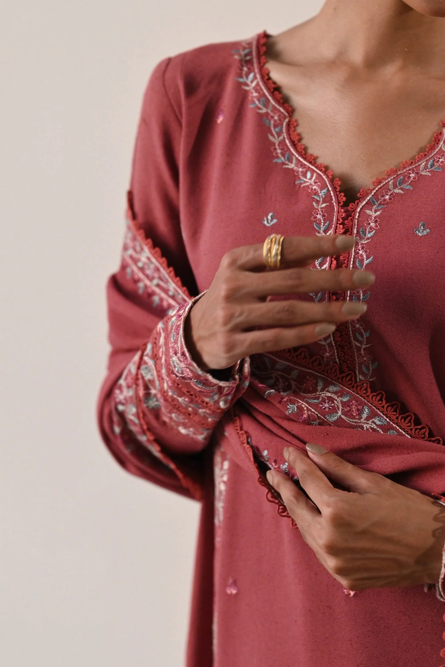 BATIK - 3PC DHANAK EMBROIDERED SHIRT WITH DHANAK EMBROIDERED SHAWL AND TROUSER - HZU2488