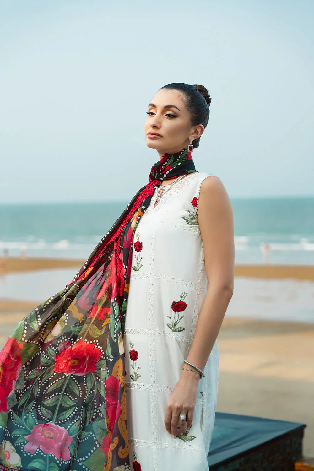 SAIRA RIZWAN - 3PC LAWN EMBROIDERED SHIRT WITH MANAAR PRINTED DUPATTA AND TROUSER - HZG1704