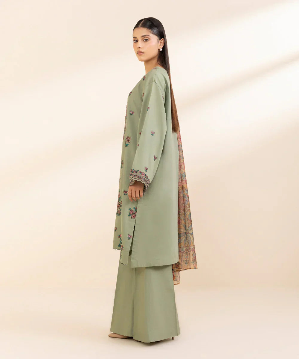 SAPPHIRE - 3PC LAWN EMBROIDERED SHIRT WITH MANAAR PRINTED DUPATTA AND TROUSER - HZG2066
