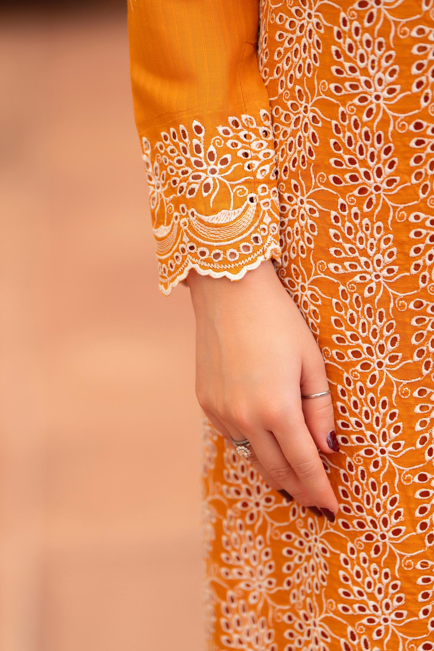 MIRAKHI - 3PC LAWN CHIKANKAARI EMBROIDERED SHIRT WITH LAWN TUBE SLUB DUPATTA AND TROUSER - HZG2261