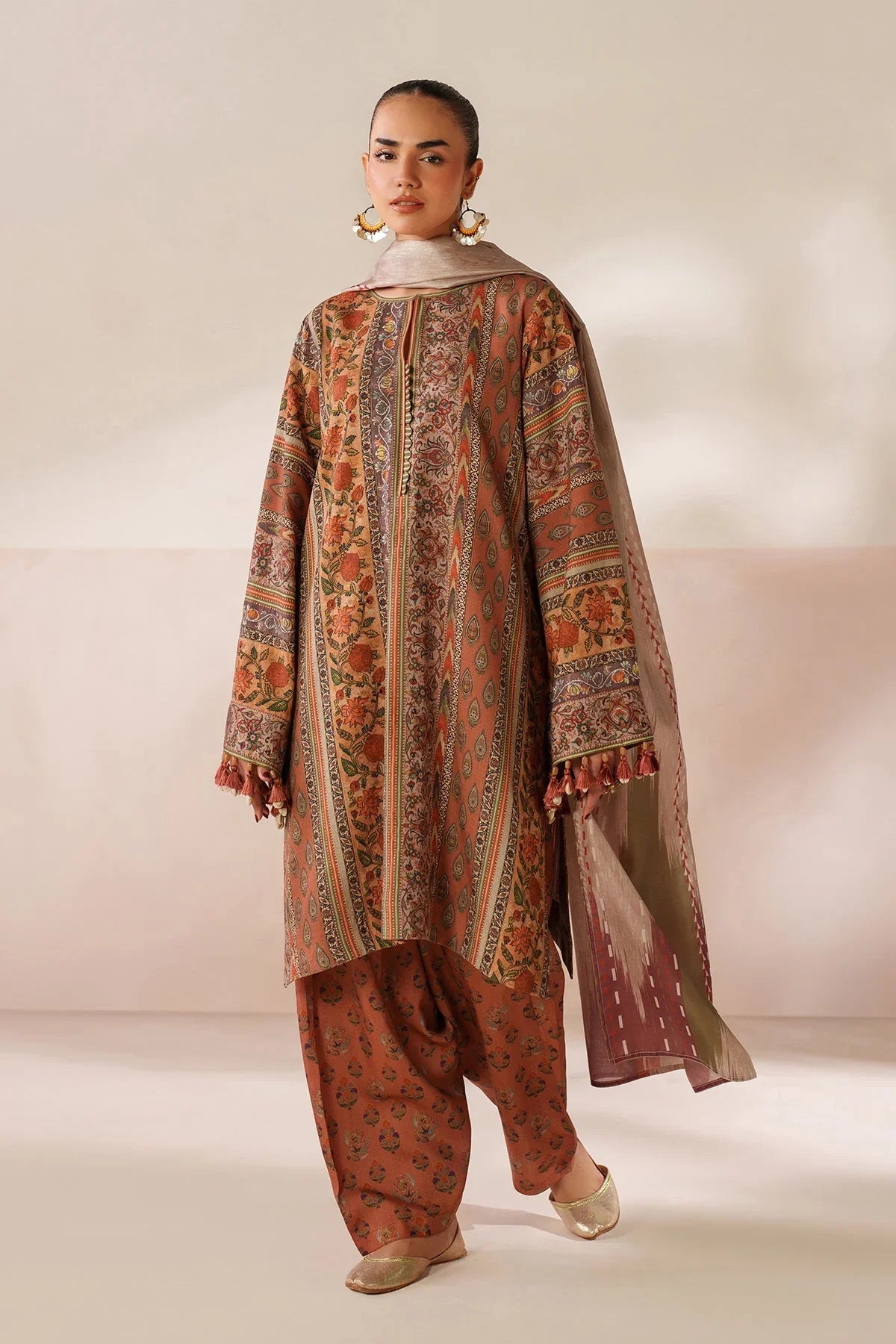 BAROQUE - 3PC VISCOSE PRINTED SHIRT WITH VISCOSE PRINTED DUPATTA AND TROUSER - HZU2519
