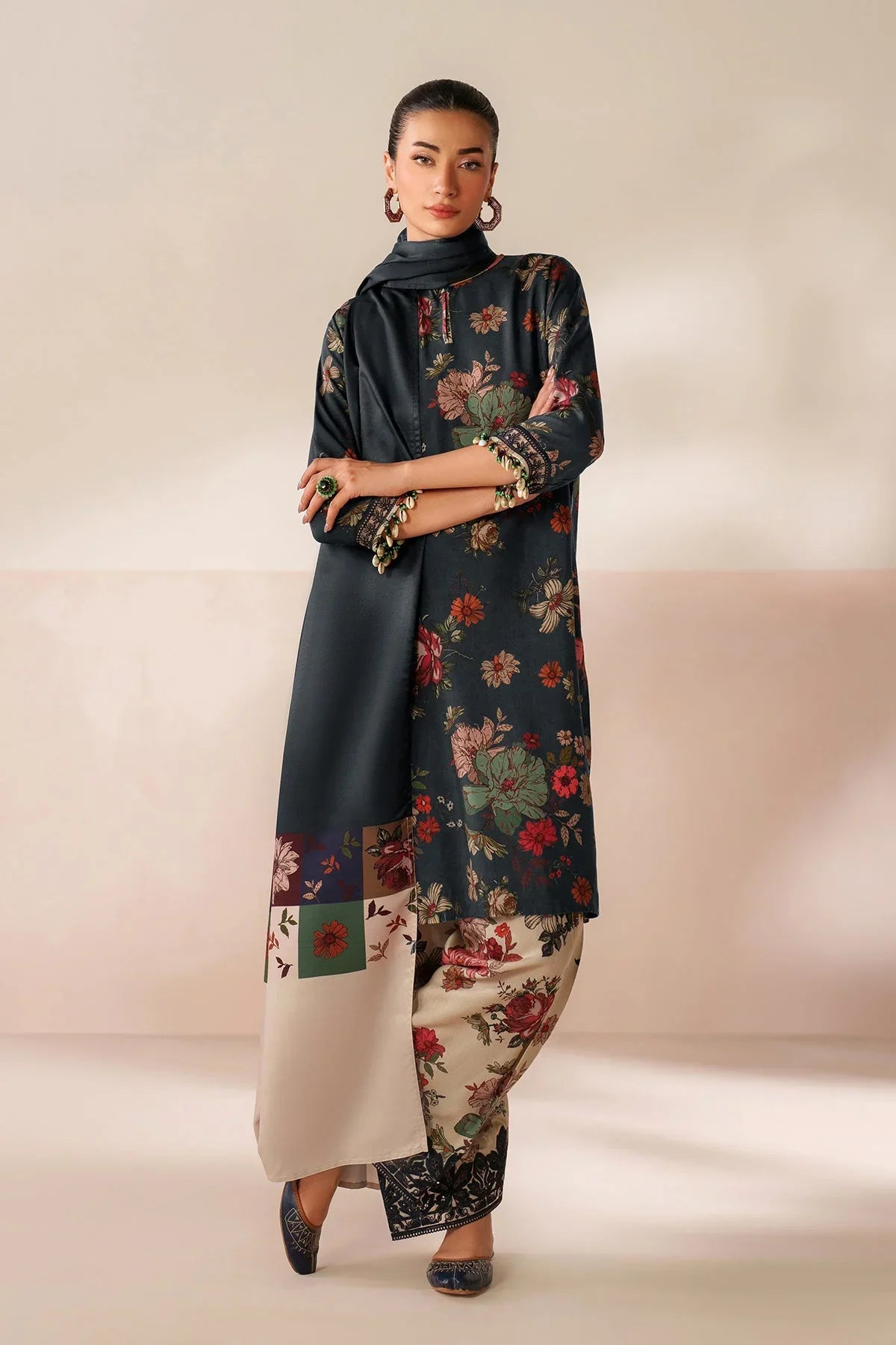 BAROQUE - 3PC VISCOSE PRINTED SHIRT WITH VISCOSE PRINTED DUPATTA AND TROUSER - HZU2523