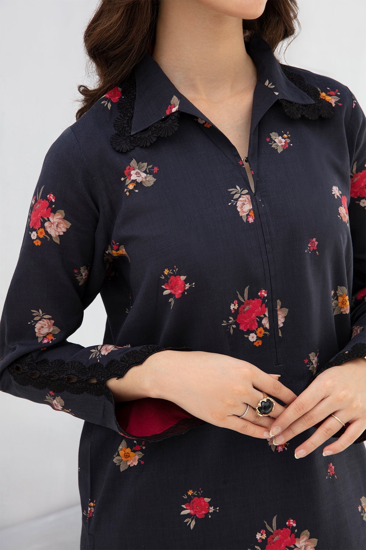 BAROQUE - 3PC KHADDAR PRINTED SHIRT WITH KHADDAR PRINTED DUAPTTA AND TROUSER - HZG1371