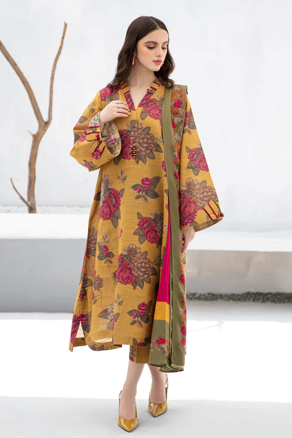 BAROQUE - 3PC KHADDAR PRINTED SHIRT WITH KHADDAR PRINTED DUPATTA AND TROUSER - HZG1422