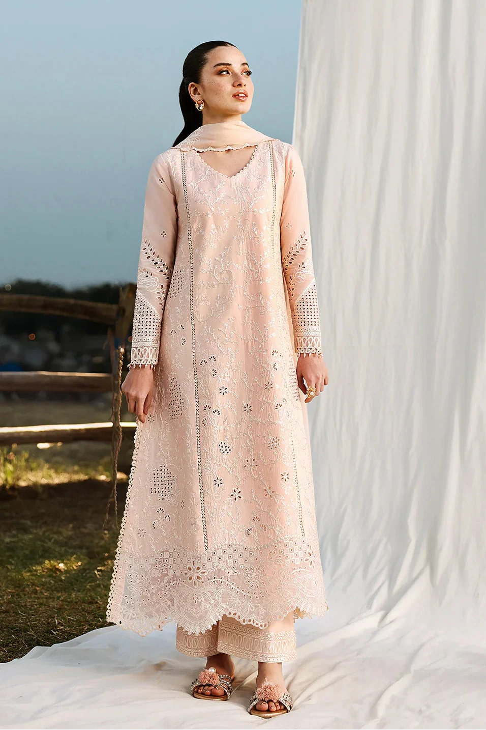 AZURE - 3PC LAWN EMBROIDERED SHIRT WITH CHIFFON EMBROIDERED DUPATTA AND TROUSER - HZG2849