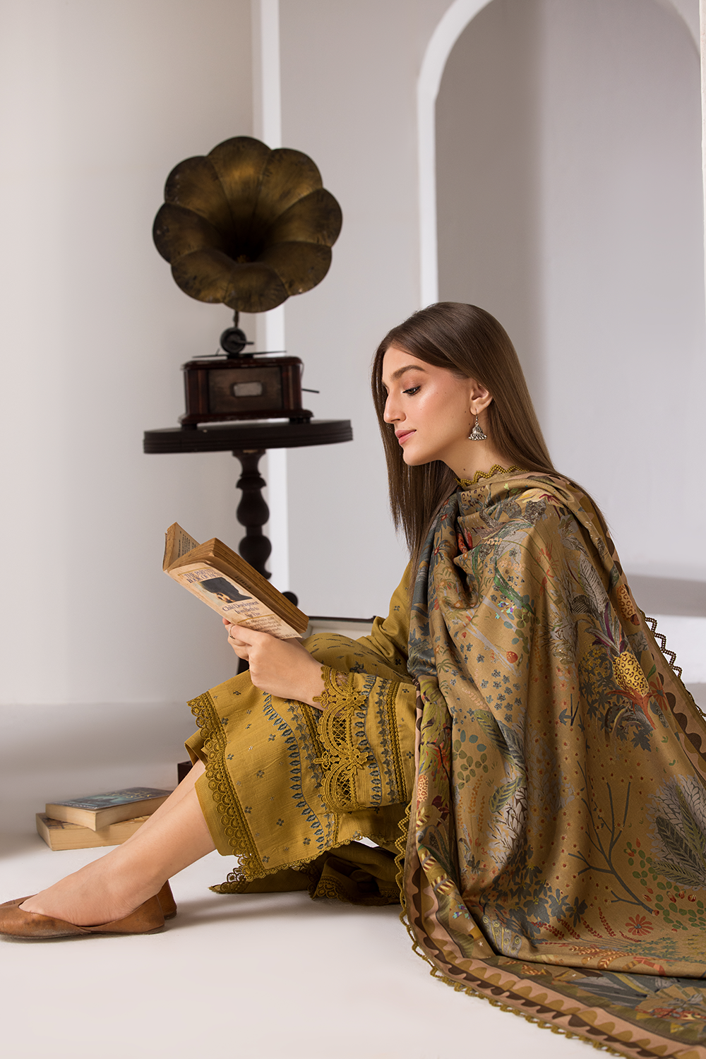 SOBIA NAZIR - 3PC DHANAK EMBROIDERED SHIRT WITH TWILL PRINTED SHAWL AND TROUSER - HZG1923
