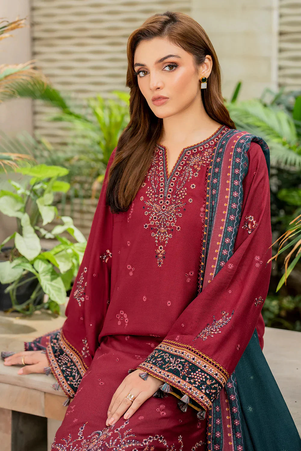 JAZMIN - 3PC KHADDAR EMBROIDERED SHIRT WITH TWILL PRINTED SHAWL AND TROUSER - HZG1933