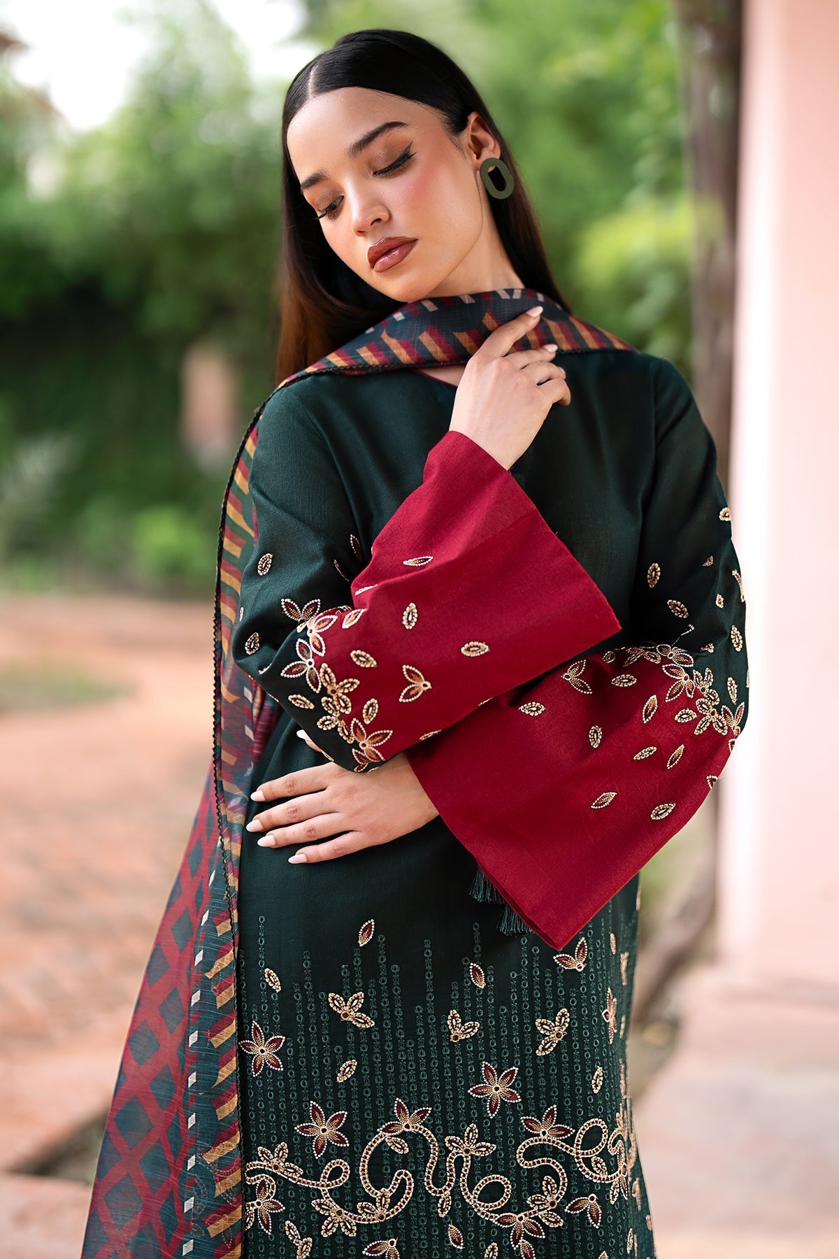 JAZMIN - 3PC DHANAK EMBROIDERED SHIRT WITH TWILL PRINTED SHAWL AND TROUSER - HZG1829