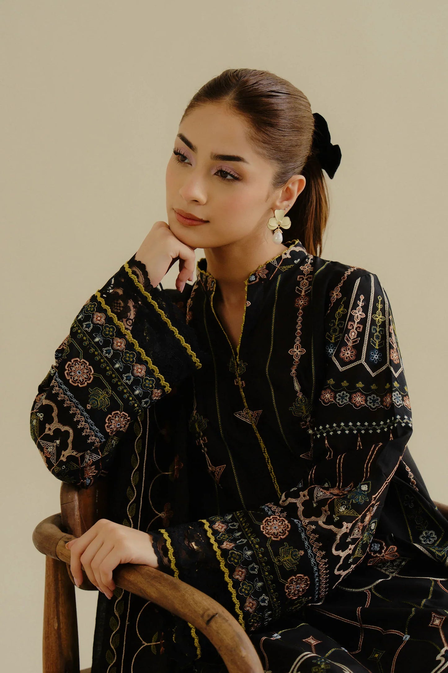 ZARA SHAH JAHAN - 3PC LAWN EMBROIDERED SHIRT WITH CHIFFON EMBROIDERED DUPATTA AND TROUSER - HZG2280