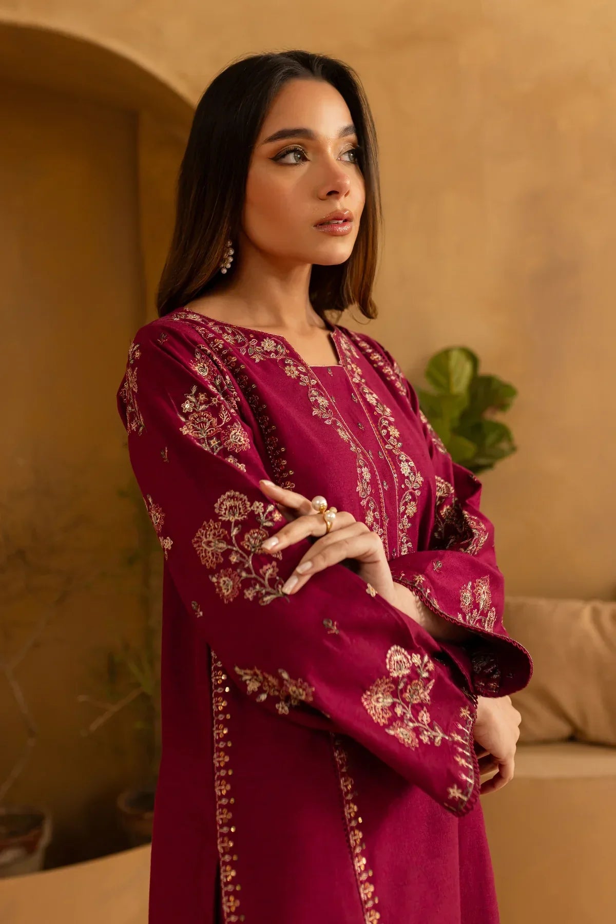 BATIK - 2PC DHANAK EMBROIDERED SHIRT AND EMBROIDERED TROUSER - HZG2111