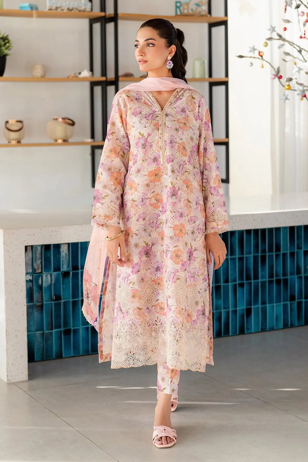 BAROQUE - 3PC LAWN PRINTED SHIRT WITH SILK PRINTED DUPATTA AND TROUSER - HZG2920