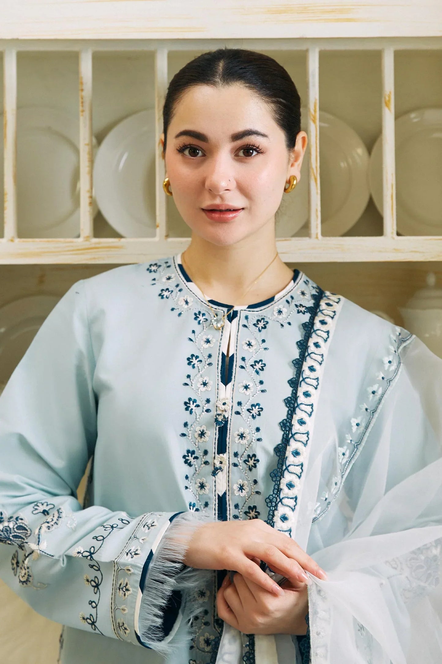 ZARA SHAHJAHAN - 3PC LAWN EMBROIDERED SHIRT WITH ORGANZA EMBROIDERED DUPATTA AND TROUSER - HZG2072
