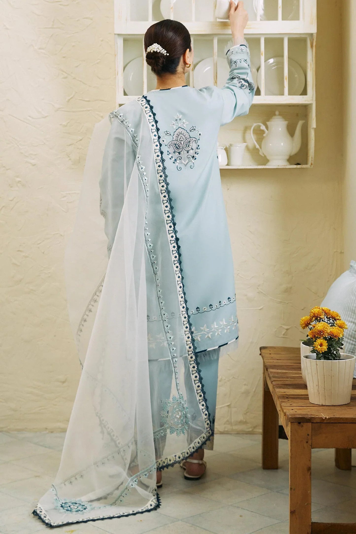 ZARA SHAHJAHAN - 3PC LAWN EMBROIDERED SHIRT WITH ORGANZA EMBROIDERED DUPATTA AND TROUSER - HZG2072
