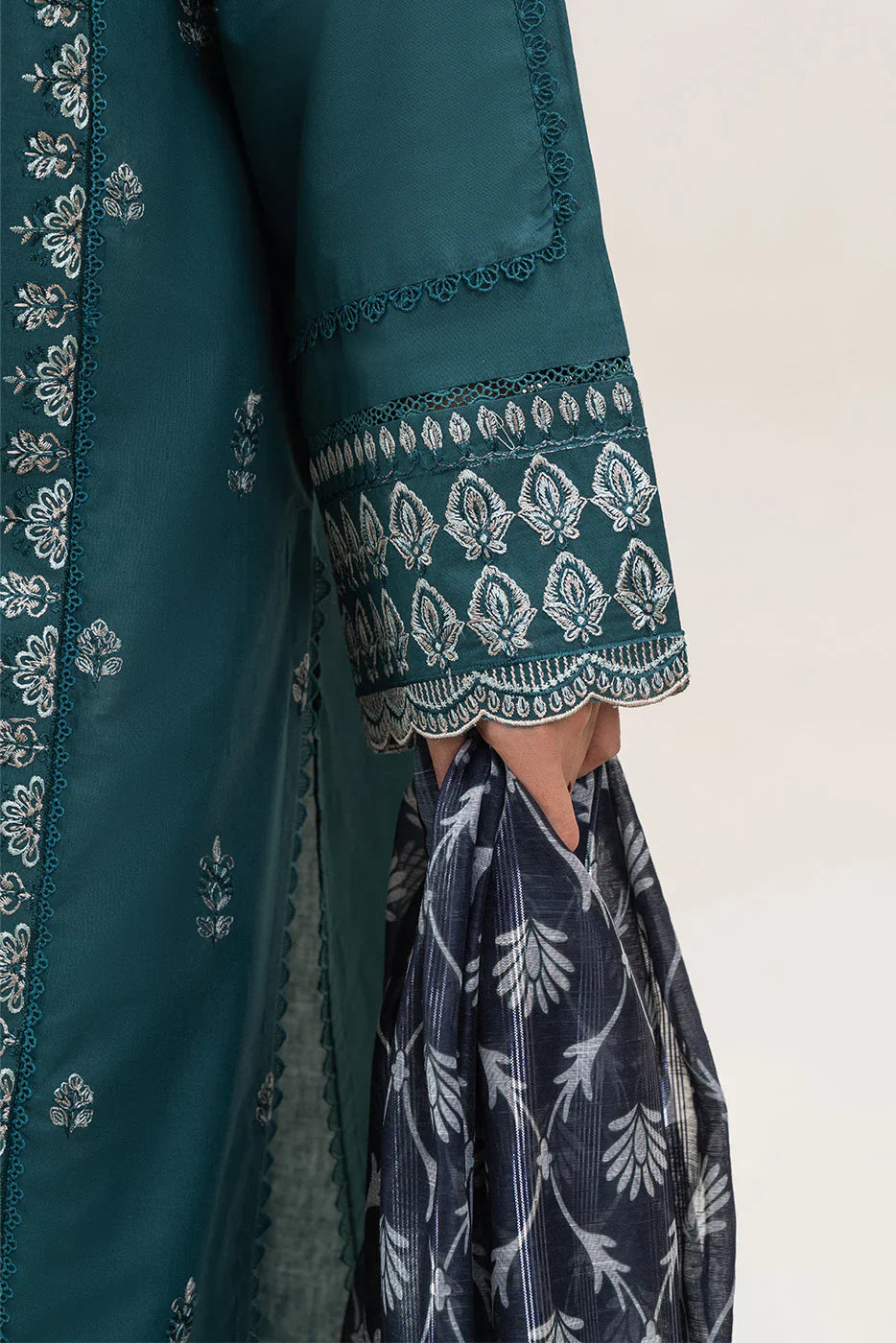 BEECHTREE- 3PC DHANAK EMBROIDERED SHIRT WITH TWILL PRINTED SHAWL AND TROUSER - HZG2379