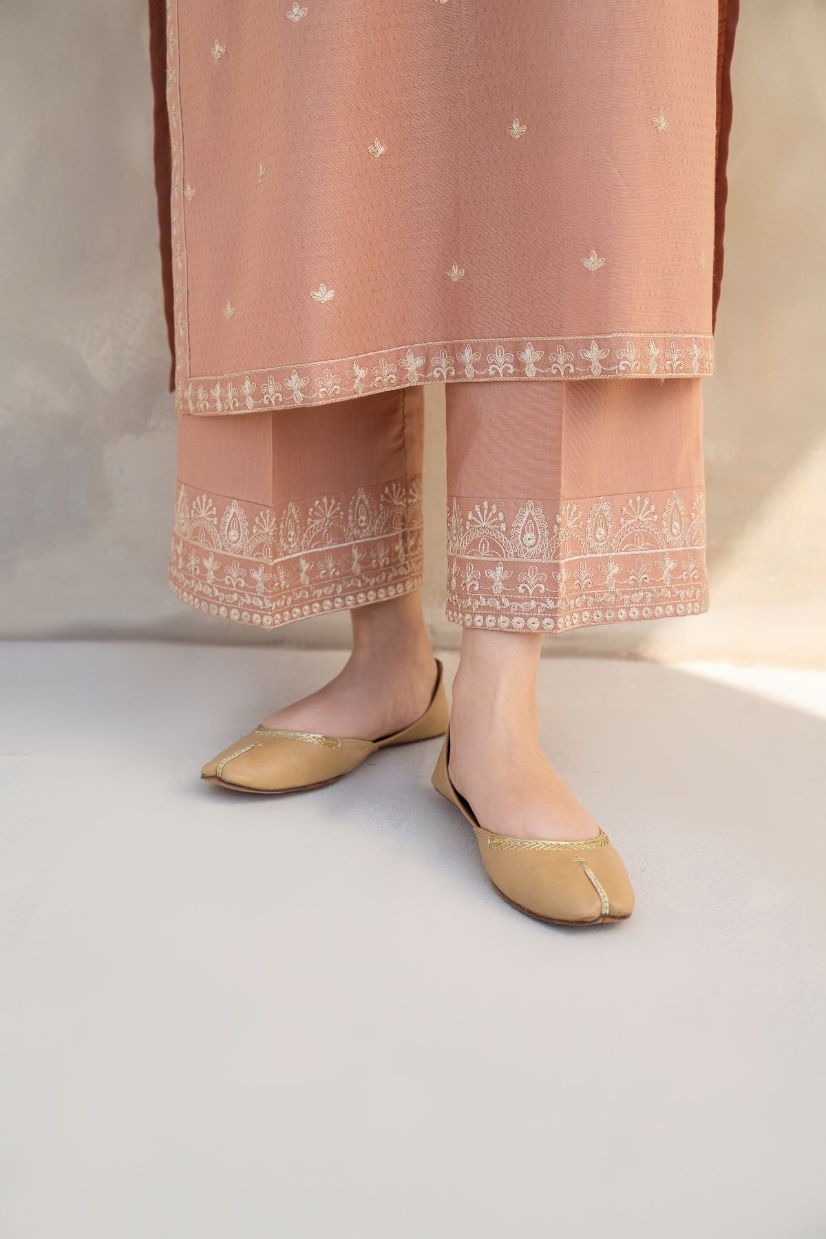 JAZMIN - 2PC DHANAK EMBROIDERED SHIRT WITH LAWN DHANAK TROUSER - HZG1849
