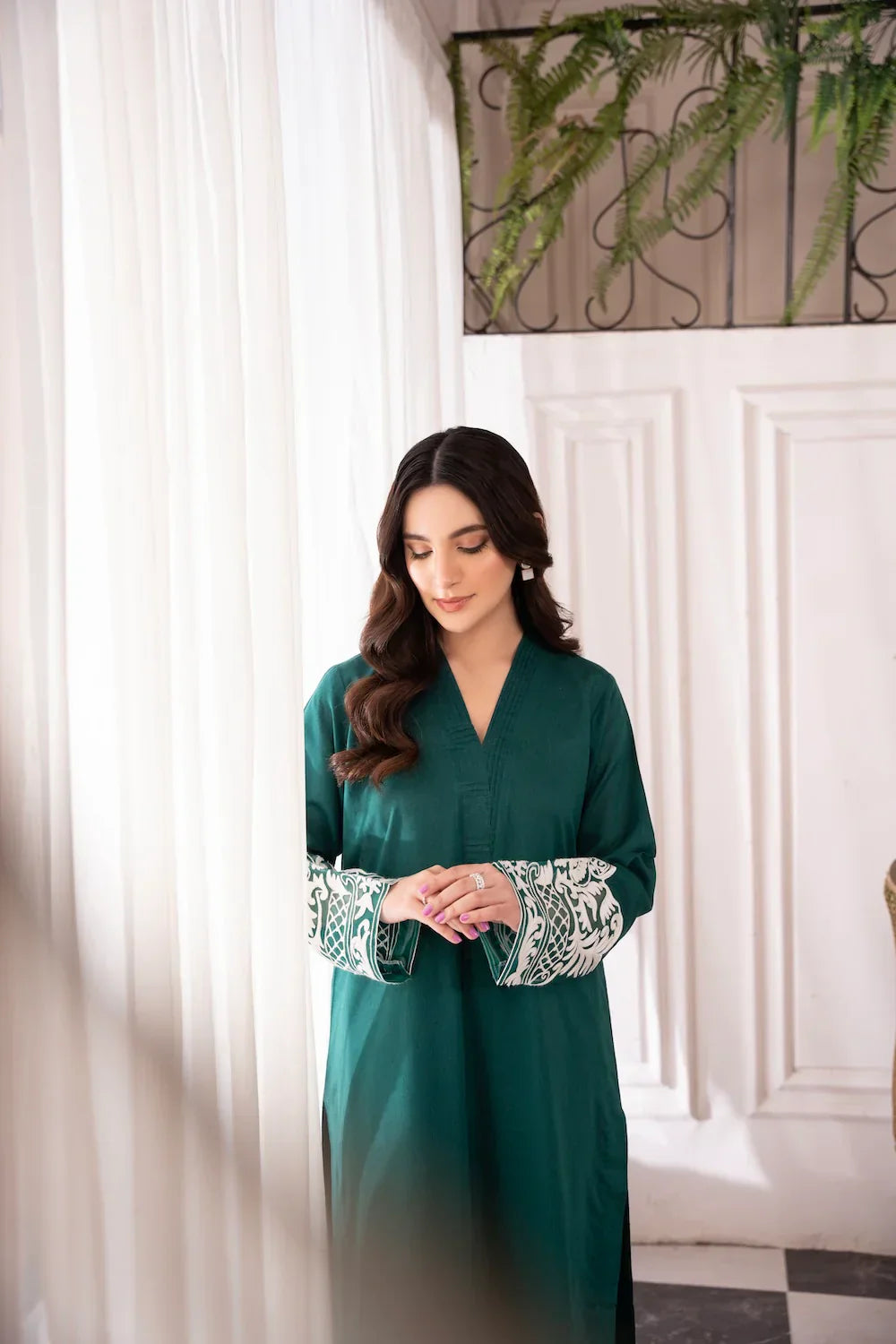 BATIK - 3PC LAWN EMBROIDERED SHIRT WITH CHIFFON DUPATTA AND TROUSER - HZG2079