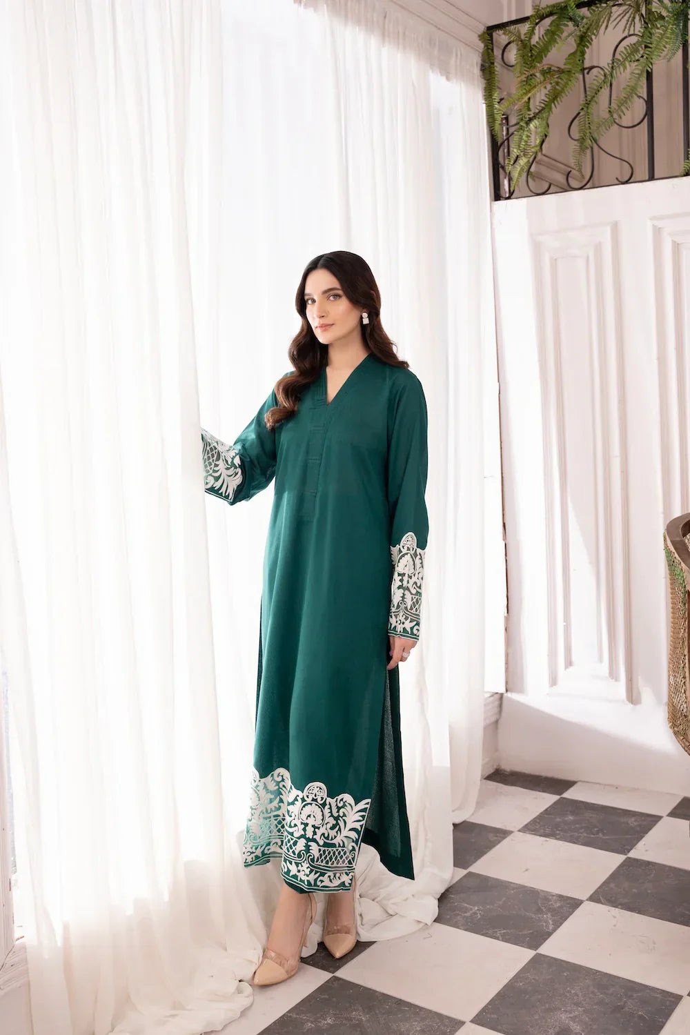 BATIK - 3PC LAWN EMBROIDERED SHIRT WITH CHIFFON DUPATTA AND TROUSER - HZG2079