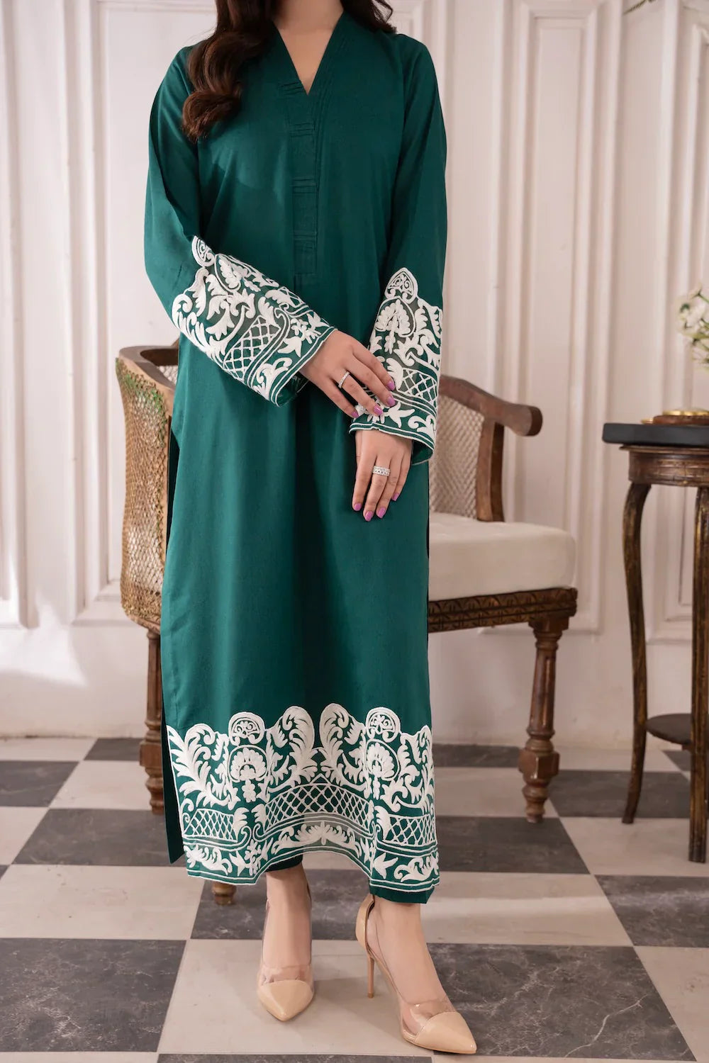 BATIK - 3PC LAWN EMBROIDERED SHIRT WITH CHIFFON DUPATTA AND TROUSER - HZG2079