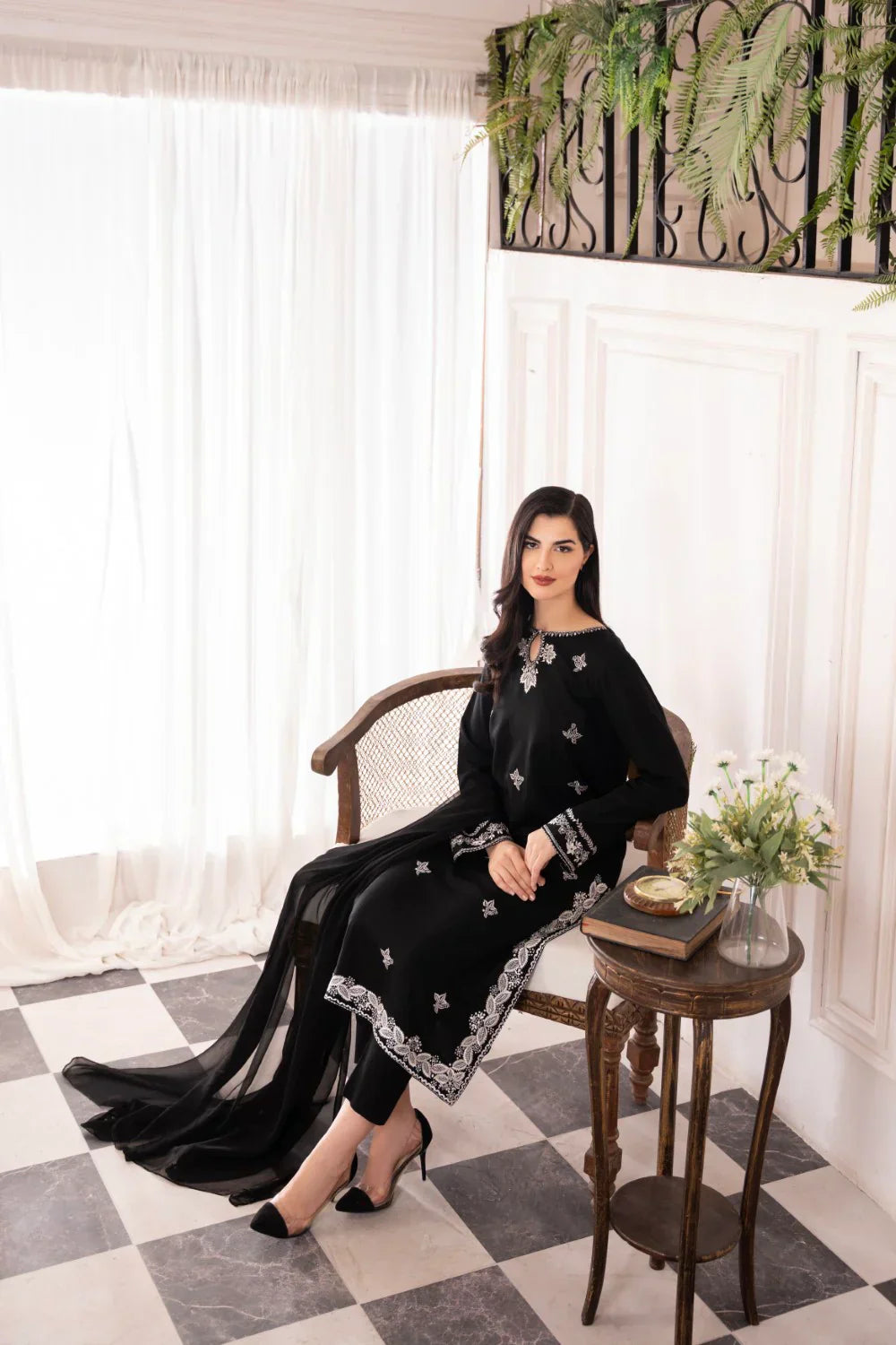 BATIK - 3PC LAWN EMBROIDERED SHIRT WITH CHIFFON DUPATTA AND TROUSER - HZG2081