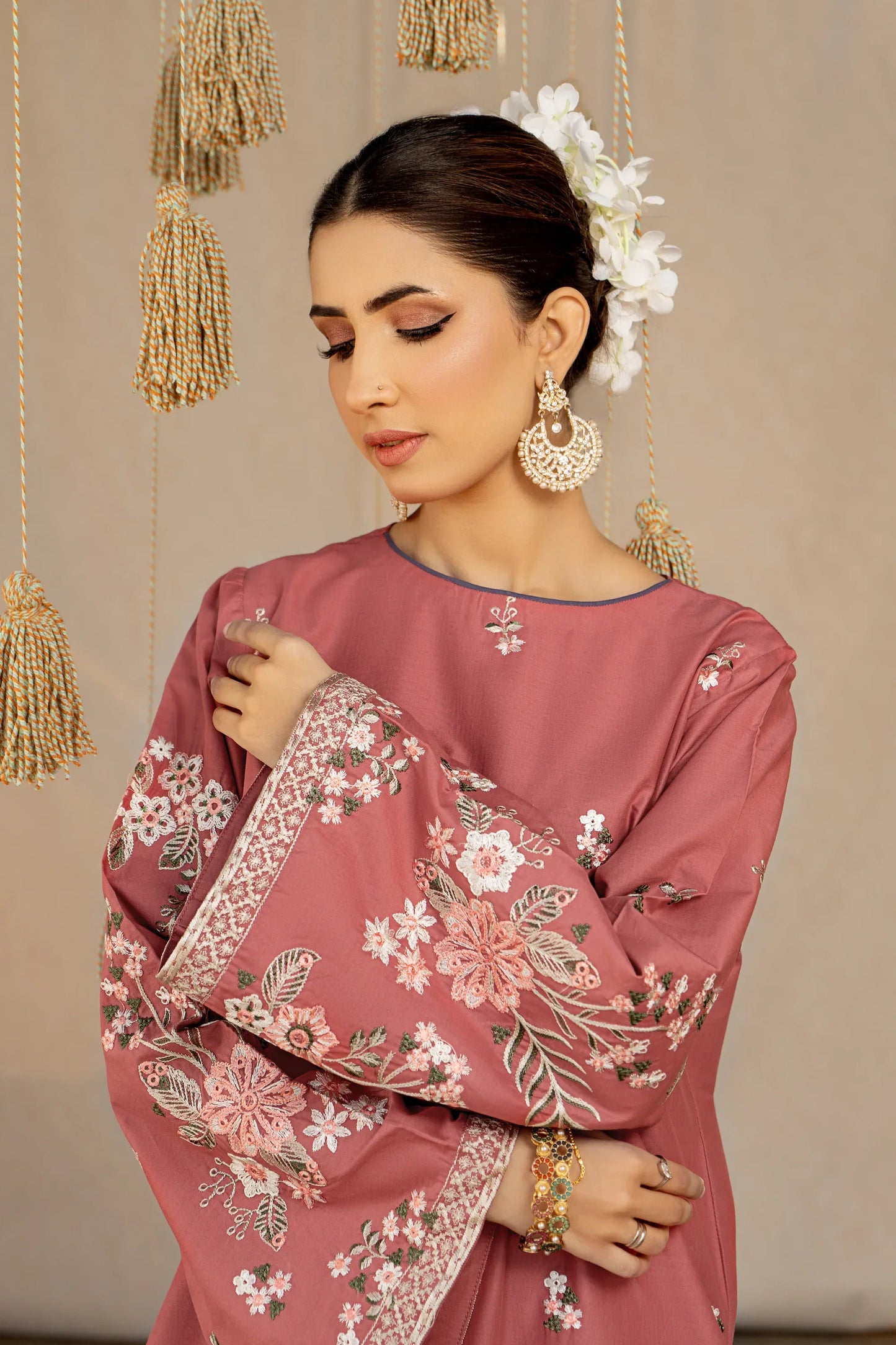 URGE - 2PC LAWN EMBROIDERED SHIRT WITH LAWN EMBROIDERED TROUSER - HZG1909
