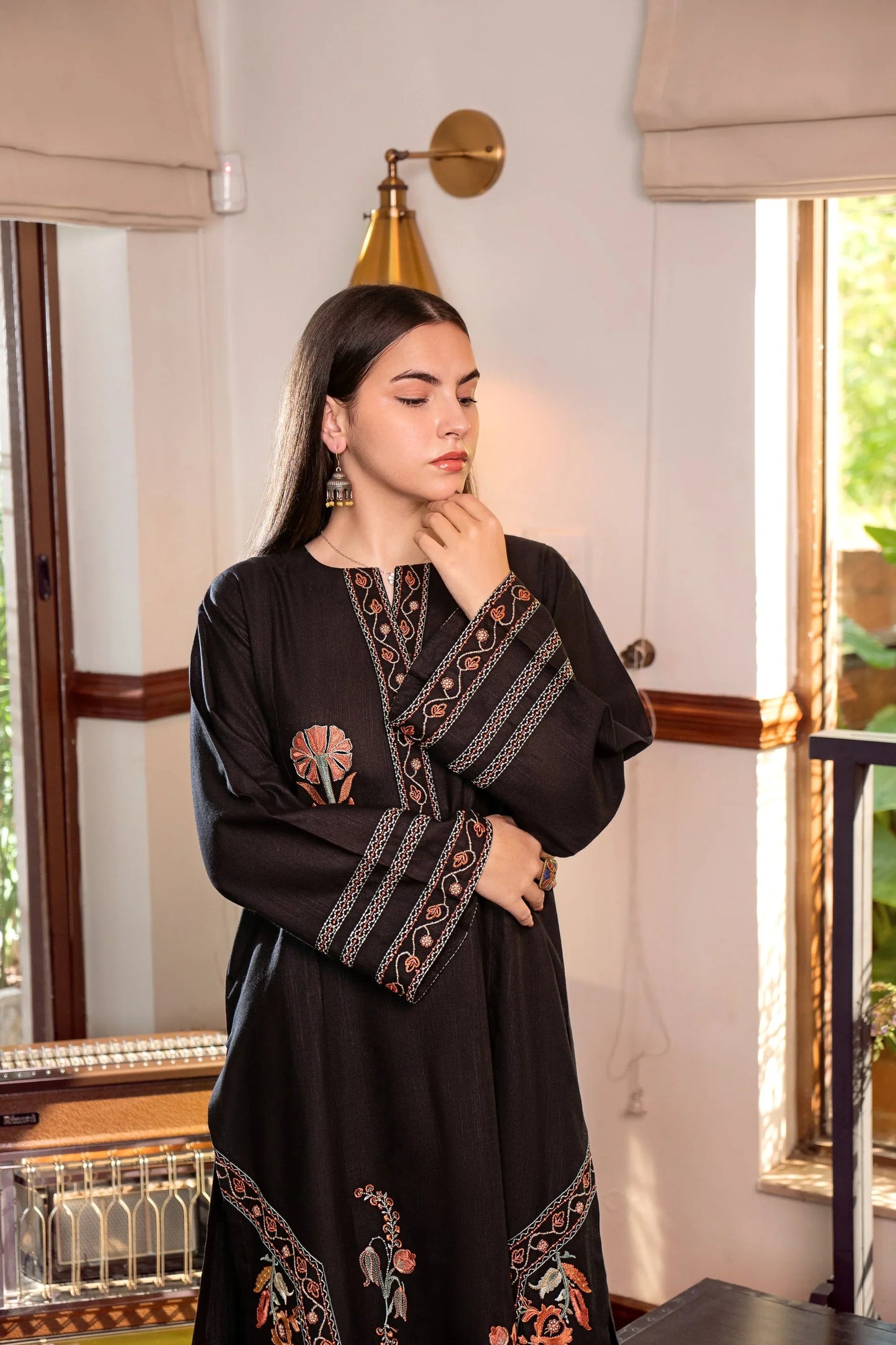 URGE - 2PC DHANAK EMBROIDERED SHIRT AND EMBROIDERED TROUSER - HZU2482