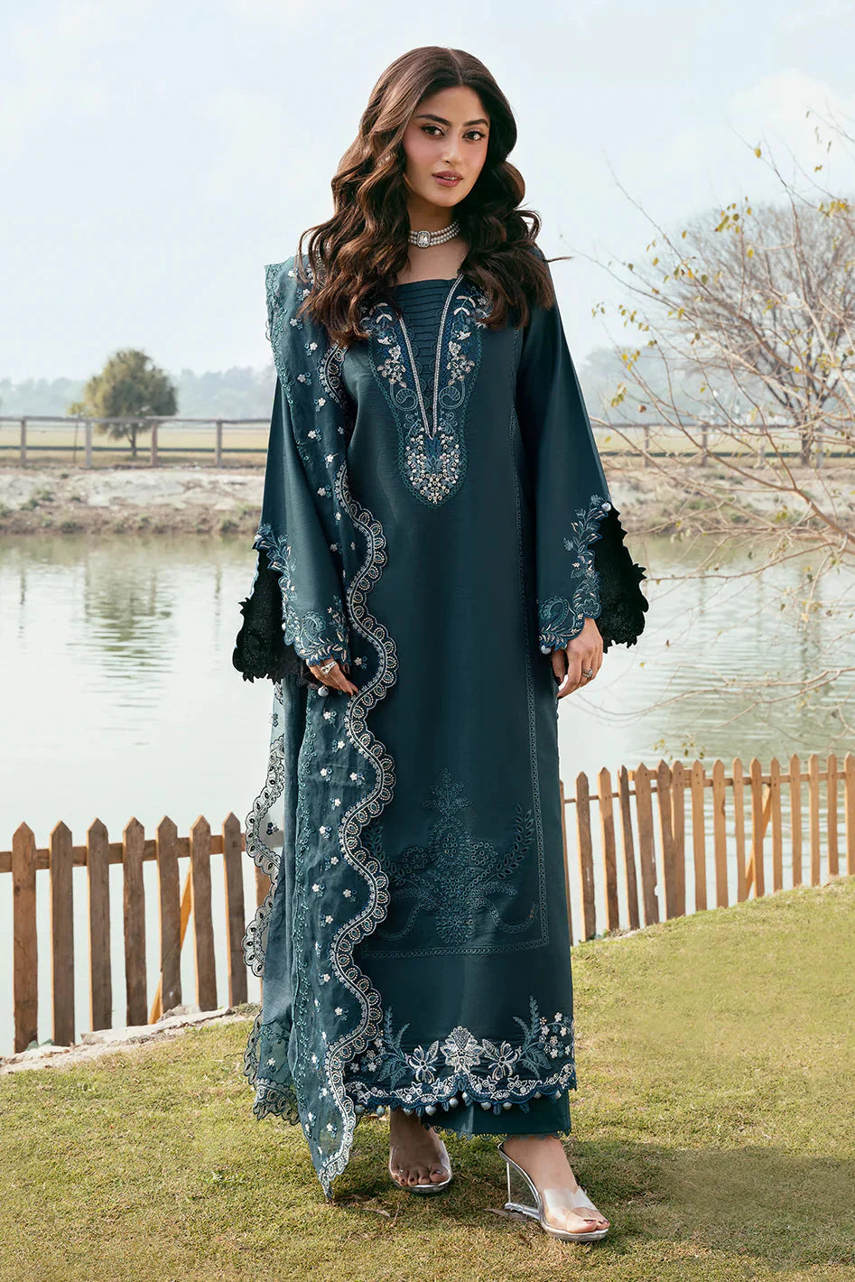 IZEL - 3PC LAWN EMBROIDERED SHIRT WITH KHADDI NET EMBROIDERED DUPATTA AND TROUSER - HZG2798