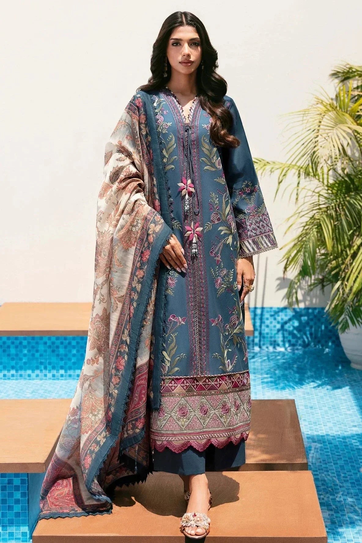 ETHNC - 3PC LAWN EMBROIDERED SHIRT WITH MANAAR PRINTED DUPATTA AND TROUSER - HZG2996