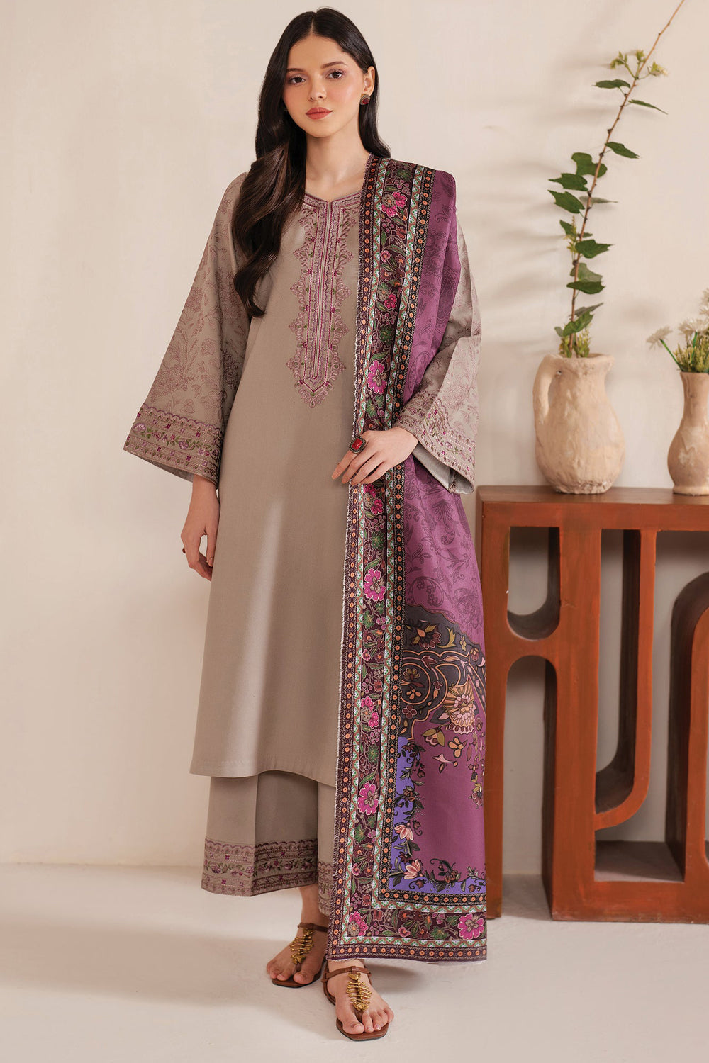 GARNET - 3PC LAWN EMBROIDERED SHIRT WITH CHIFFON PRINTED DUPATTA AND TROUSER - HZG2692