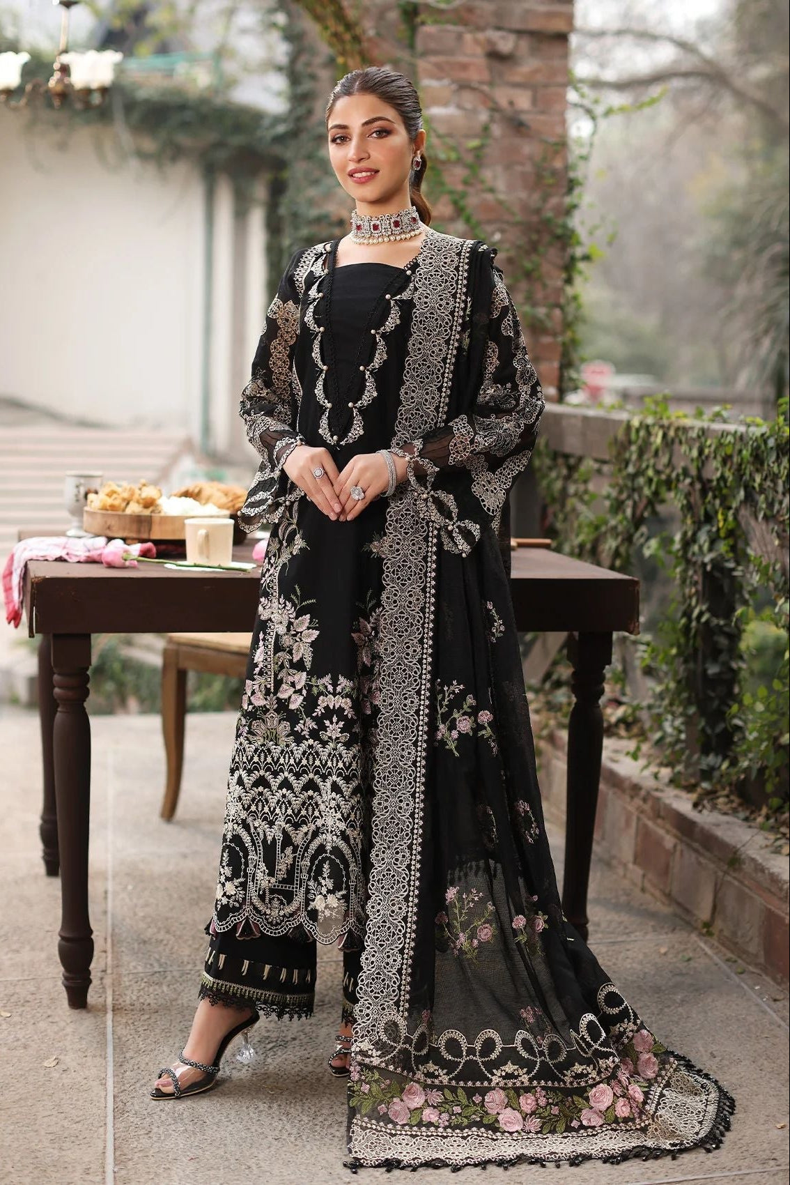 ASIM JOFA - 3PC LAWN EMBROIDERED SHIRT WITH CHIFFON EMBROIDERED DUPATTA AND TROUSER - HZG2683