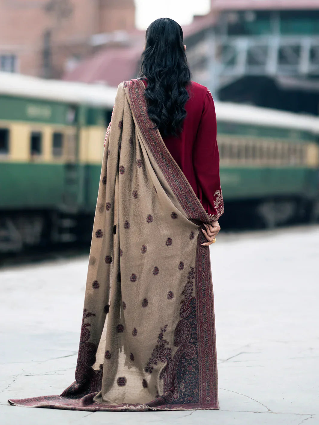 IZEL - 3PC DHANAK EMBROIDERED SHIRT WITH TWILL PRINTED SHAWL AND TROUSER - HZG1878