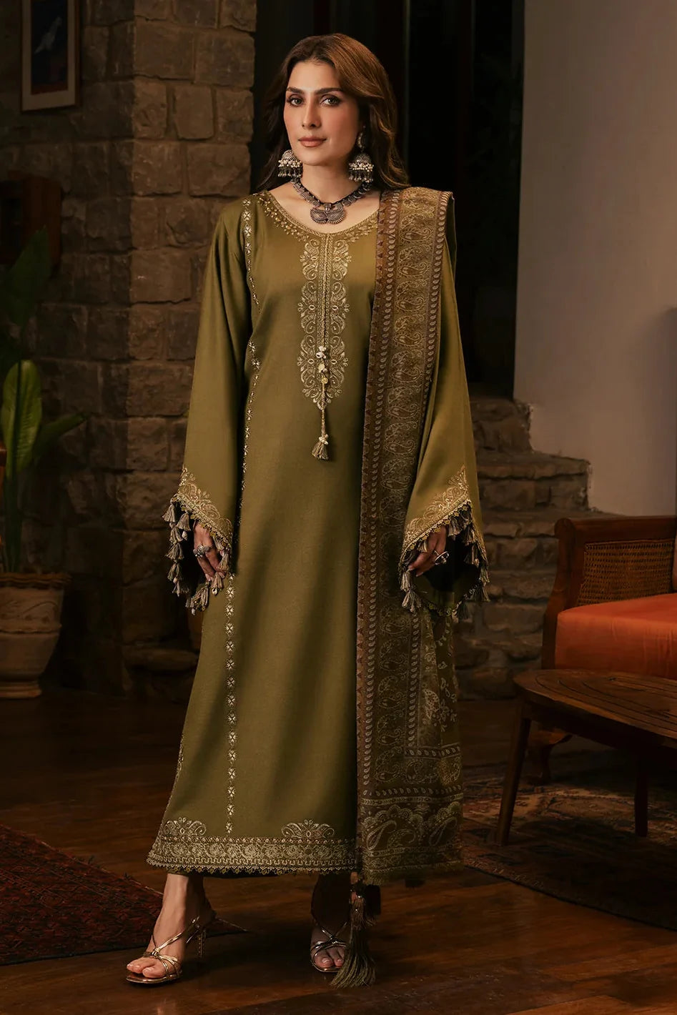 IZEL - 3PC DHANAK EMBROIDERED SHIRT TWILL PRINTED SHAWL AND TROUSER - HZG3157