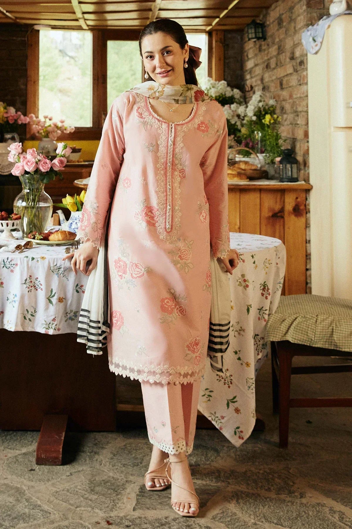 ZARA SHAH JAHAN - 3PC DHANAK EMBROIDERED SHIRT WITH TWILL PRINTED SHAWL AND TROUSER - HZG2352