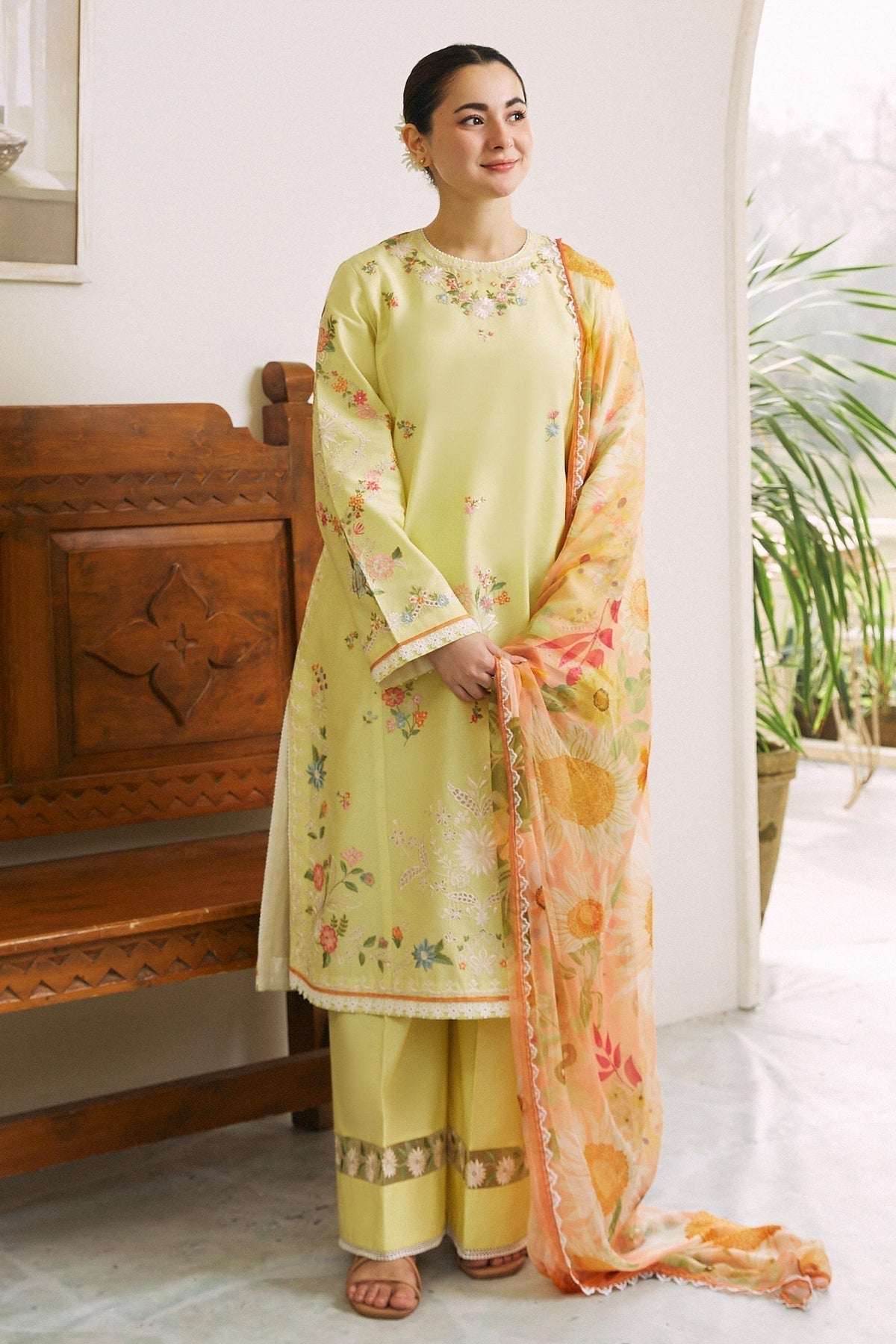 ZARA SHAH JAHAN - 3PC LAWN EMBROIDERED SHIRT WITH PRINTED DUPATTA AND TROUSER - HZG1576