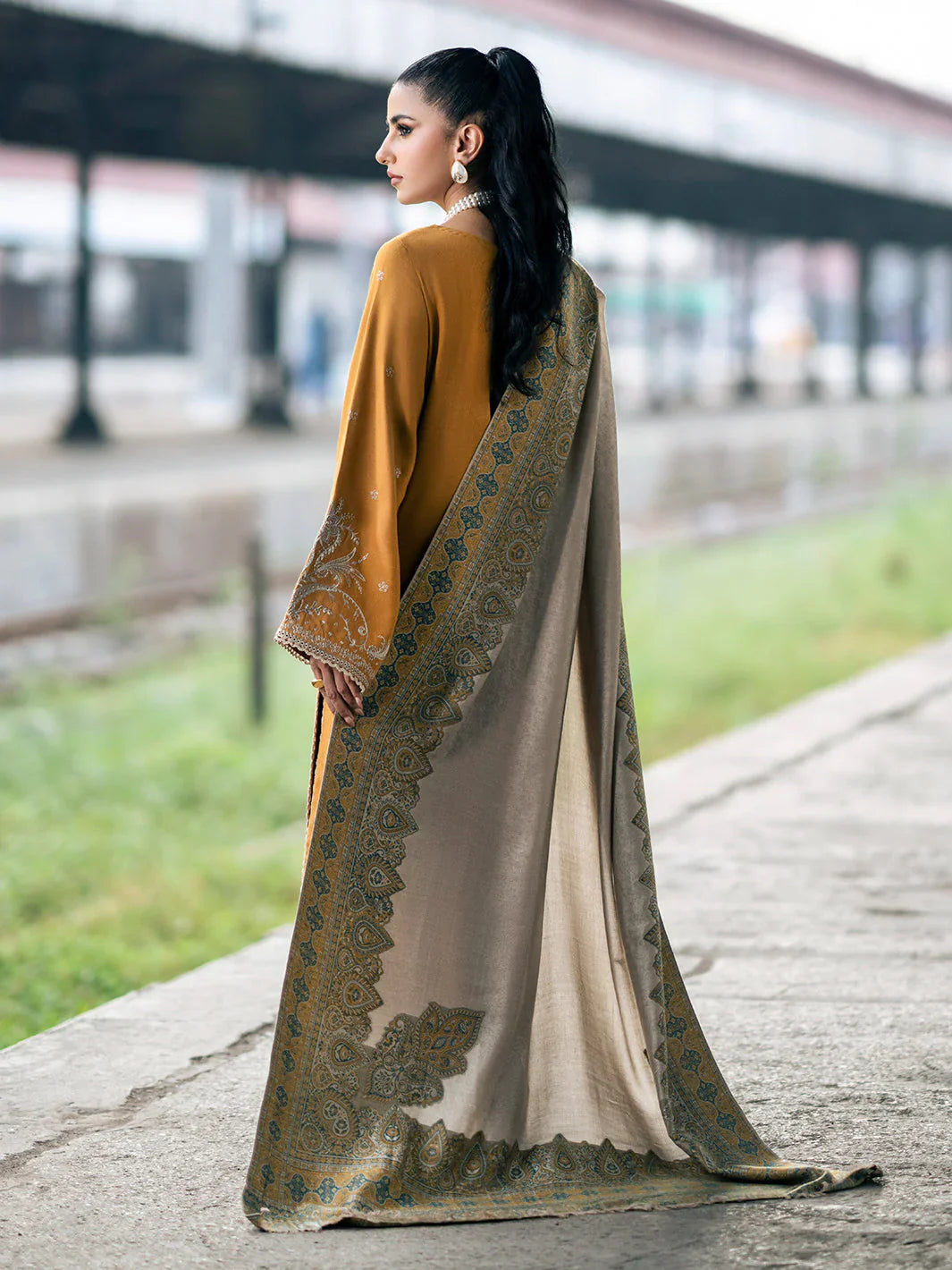 IZEL - 3PC DHANAK EMBROIDERED SHIRT WITH TWILL PRINTED SHAWL AND TROUSER - HZG2370