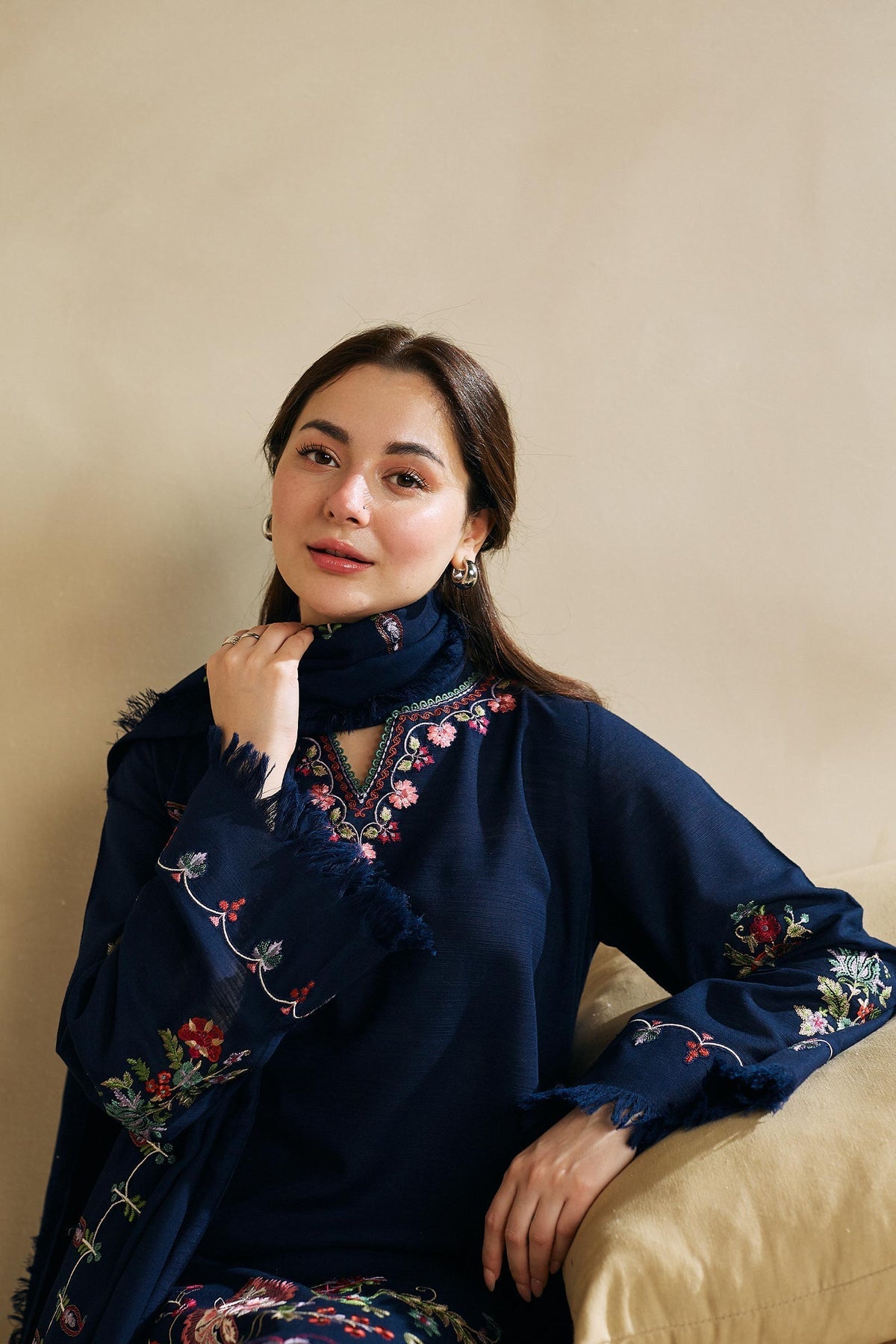ZARA SHAHJAHAN - 3PC DHANAK EMBROIDERED SHIRT WITH DHANAK EMBROIDERED SHAWL AND TROUSER - HZG1369
