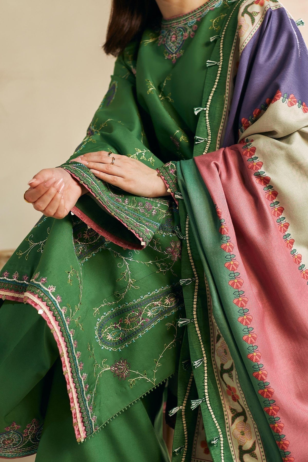ZARA SHAH JAHAN - 3PC DHANAK EMBROIDERED SHIRT WITH TWILL PRINTED SHAWL AND TROUSER - HZG1474
